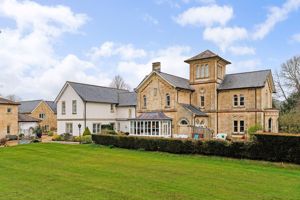 Photo 32- click for photo gallery